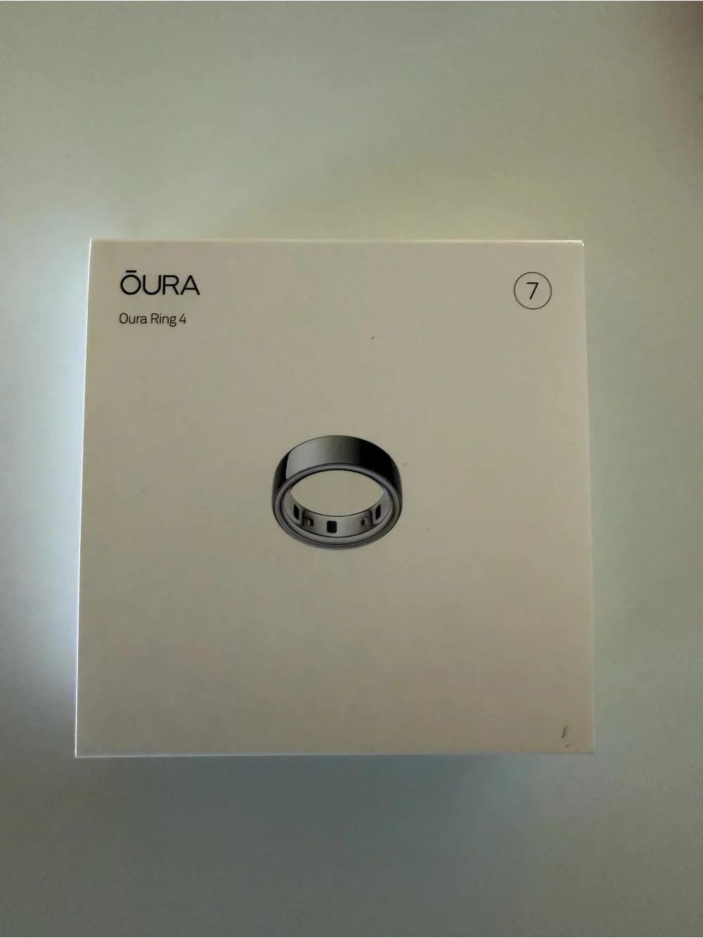 NWT [Unopened] Oura Ring 4 - Silver Color